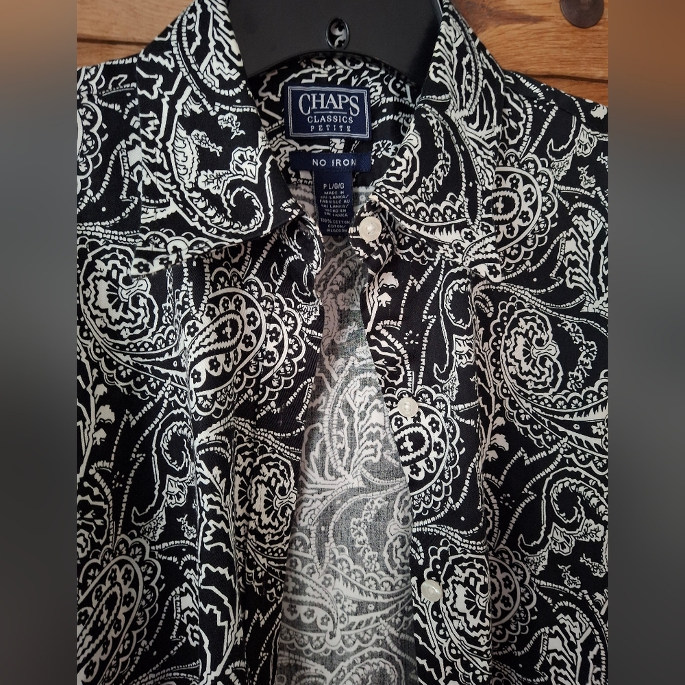 Chaps Classics Petites Black & White Paisley Women PL No Iron Soft Cotton Blouse - Picture 4 of 7